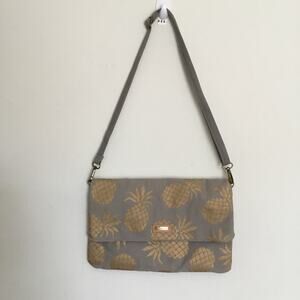 Caribbean Joe Snap Crossbody Handbag Silver Gray n Gold Pineapple Detail